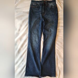 Madewell • Dark Blue Flare Jeans